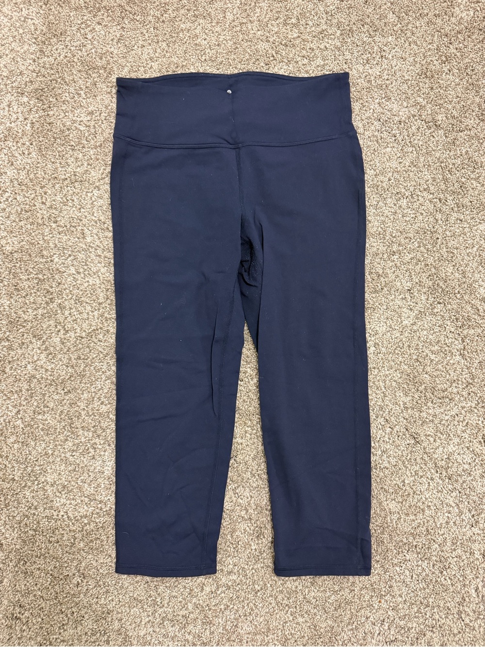 Women’s Athleta Navy Cropped Leggings